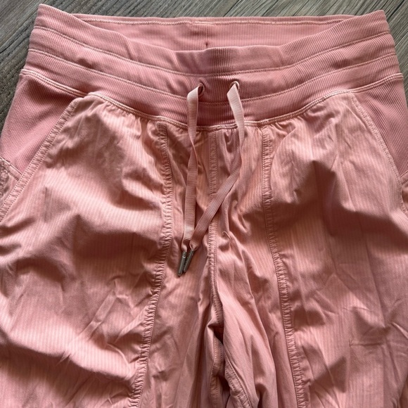 Lululemon Studio Pant Tapered Leg Jogger Peach Light Pink Size 6 - Picture 3 of 7